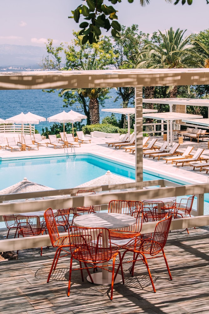 מזון ומשקאות