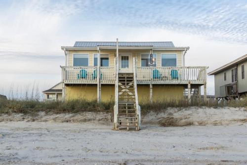 Diamond In The Rough by Oak Island Accommodations - featured photo