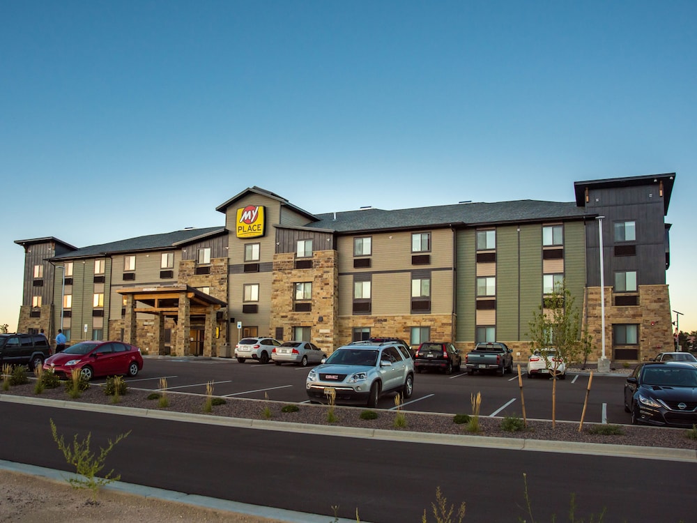 My Place Hotel Green Bay - photo 2