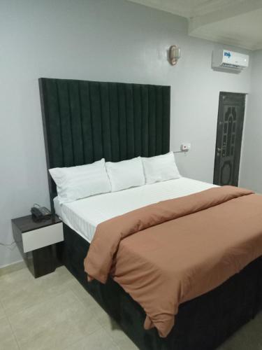 Od V Ck S Classic Wuse 2 Extension Upscale Jahi District Wifi 24hr Power Security Dstv — Abuja