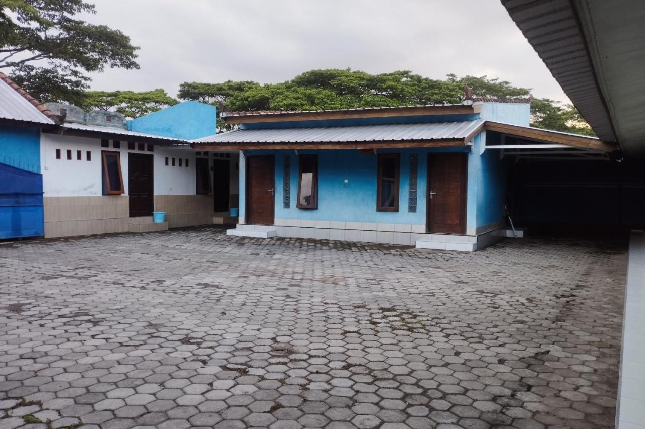 Hotel O Penginapan Mekar Sari Near PT. Lombok Menara Energygas — hotel in Kuripan