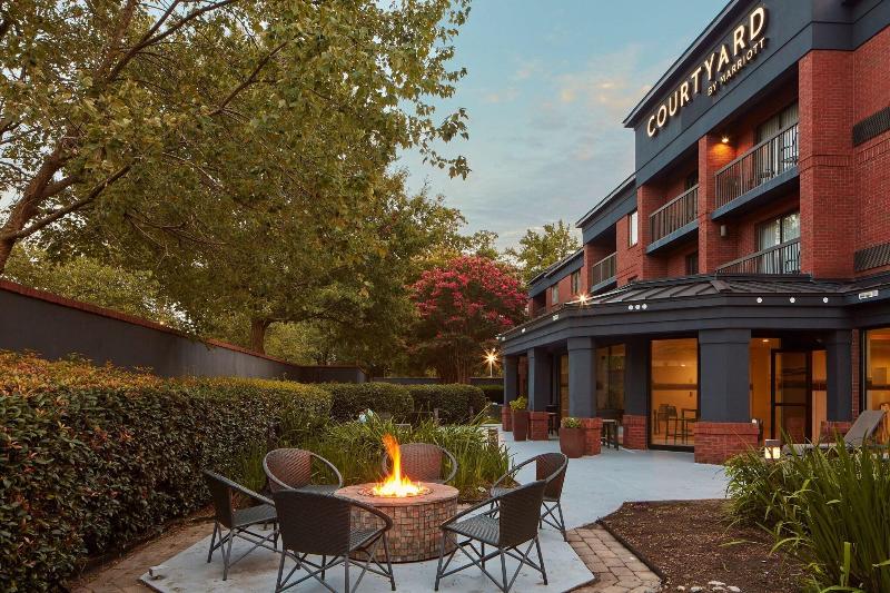 Courtyard by Marriott Newport News Yorktown - photo 8