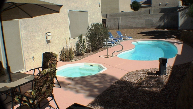 Swimming_pool