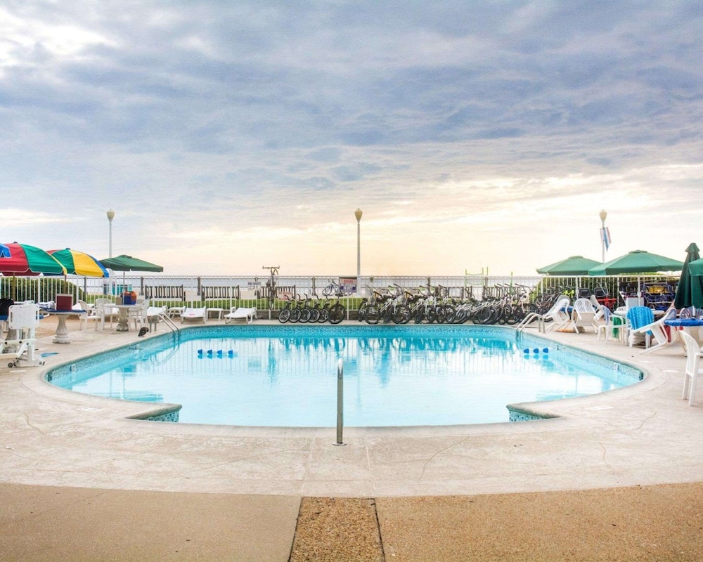 Spark by Hilton Virginia Beach Oceanfront - photo 26