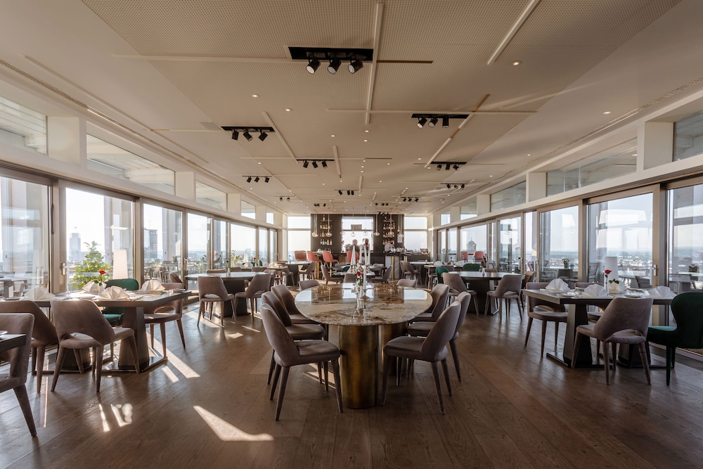 מזון ומשקאות