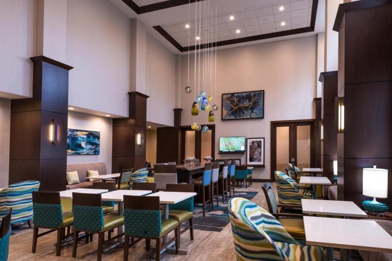 Hampton Inn & Suites Olympia Lacey - photo 17