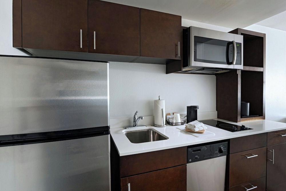 TownePlace Suites by Marriott Macon Mercer University - photo 11