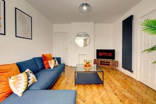 Quiet 2 Bedroom Contractor House 20 Percent off Long Stay Near NEC — 4-Star Luxury Hotel in Birmingham, United Kingdom