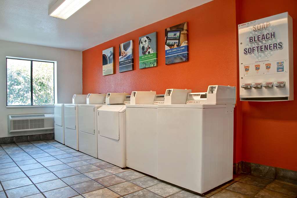 Motel 6 Gilroy CA - photo 24