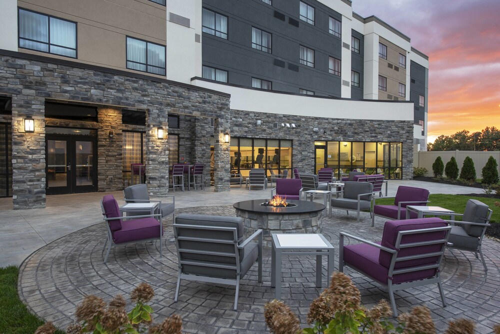 Courtyard by Marriott Cleveland Elyria - photo 25