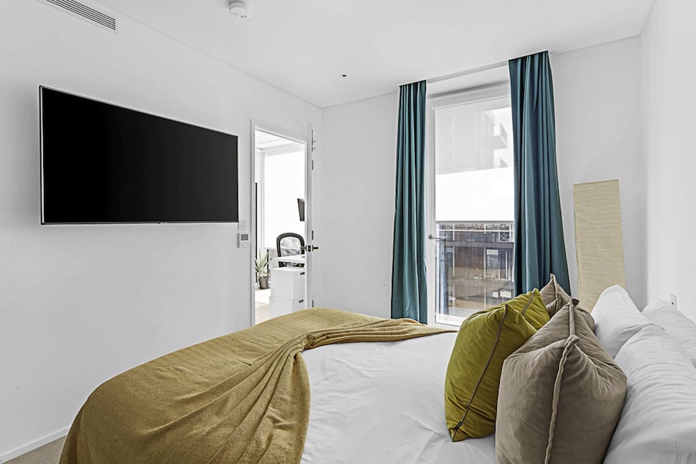Gorgeous Clapham Flat — 4-Star Luxury Hotel in London, United Kingdom