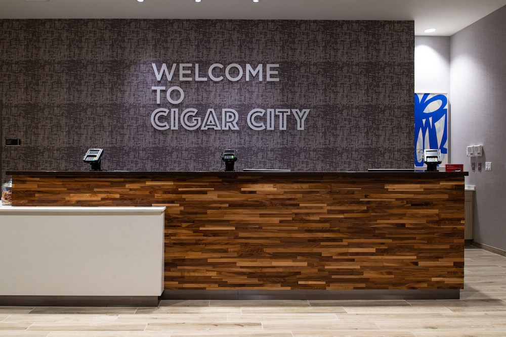 Home2 Suites by Hilton Tampa Downtown Channel District - photo 5