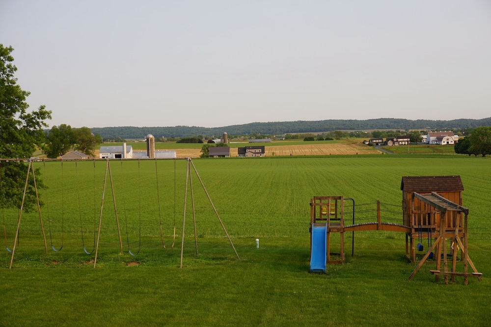 Harvest Drive Family Inn - photo 37