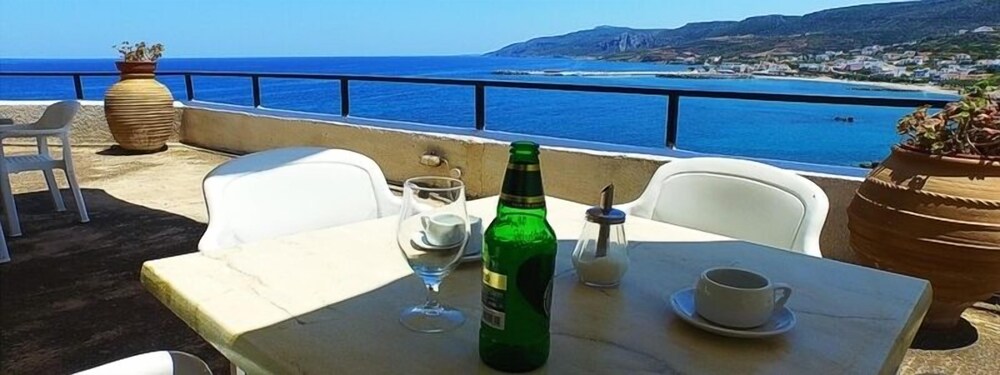 Prapas Apartments — 4-Star Luxury Hotel in Kythira, Greece