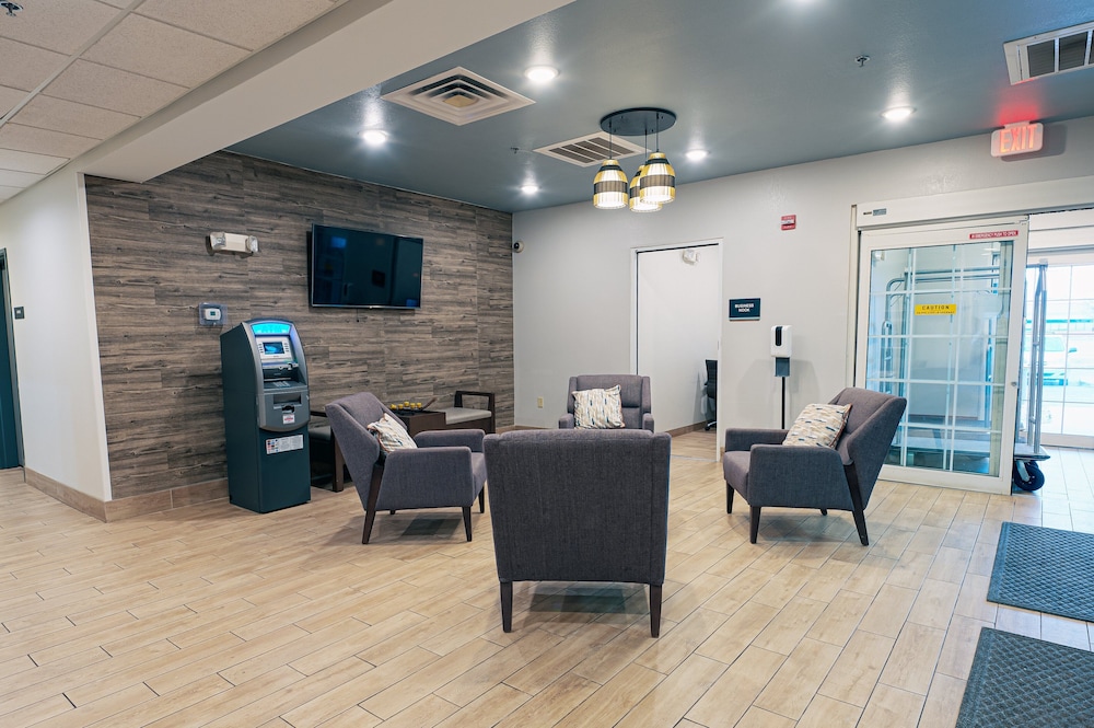 Candlewood Suites Merrillville - photo 24