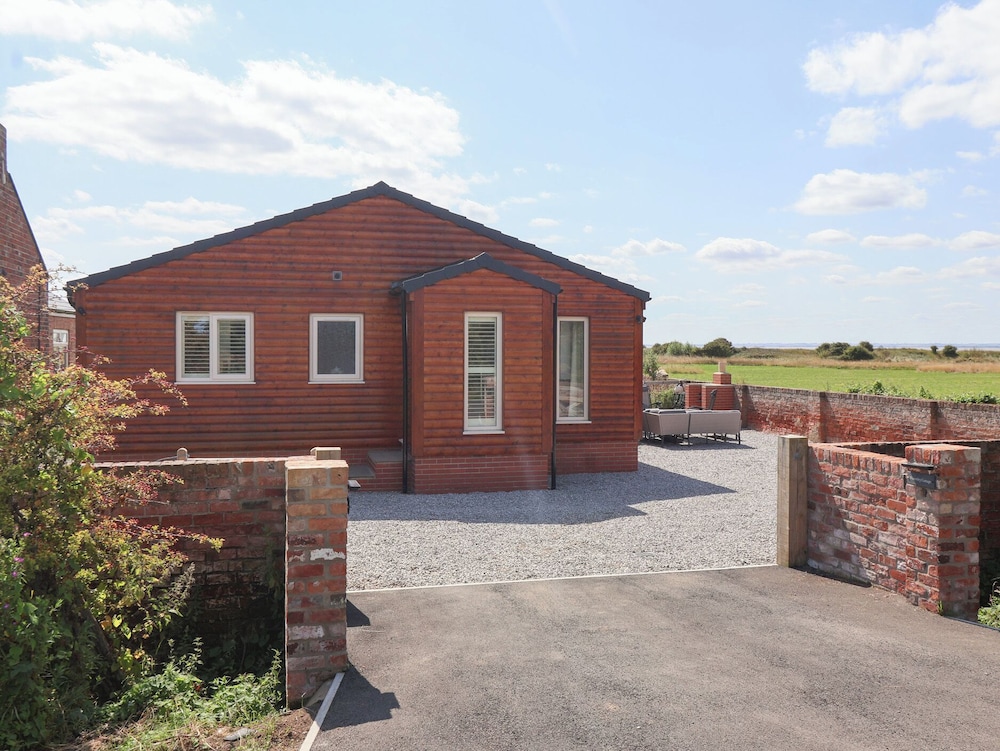 Waverley Cottage — 4-Star Luxury Hotel in Kingston Upon Hull, United Kingdom