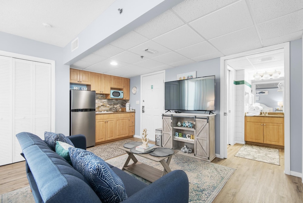 Long Beach Resort 1 1300e - photo 19