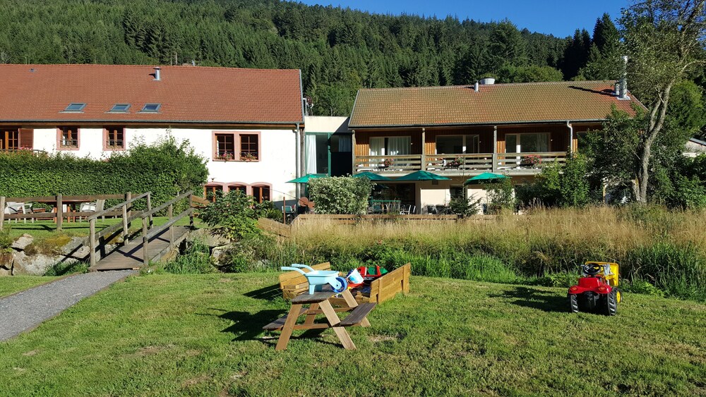 Ho Tel Restaurant Du Val Joli in Colmar, France