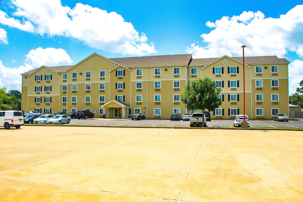 Siegel Select Alexandria - featured photo