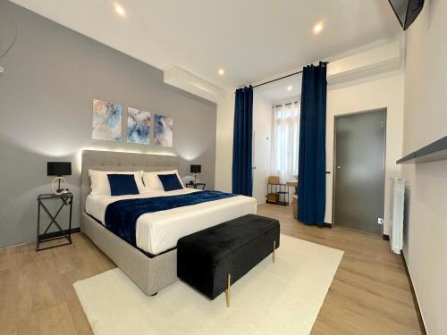De' Carracci Prestige Apartment — 4-Star Luxury Hotel in Bologna, Italy