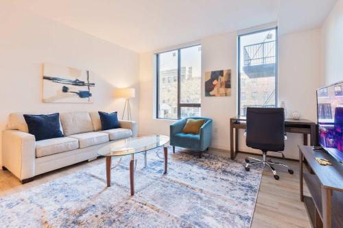 Private Modern Apt with Kitchen — 4-Star Luxury Hotel in Boston, United States