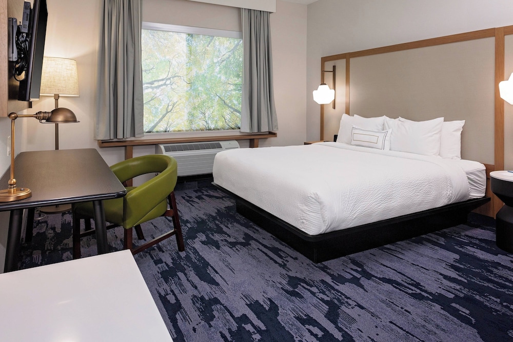 Fairfield Inn & Suites by Marriott Queensbury Glens Falls Lake George Area - photo 4