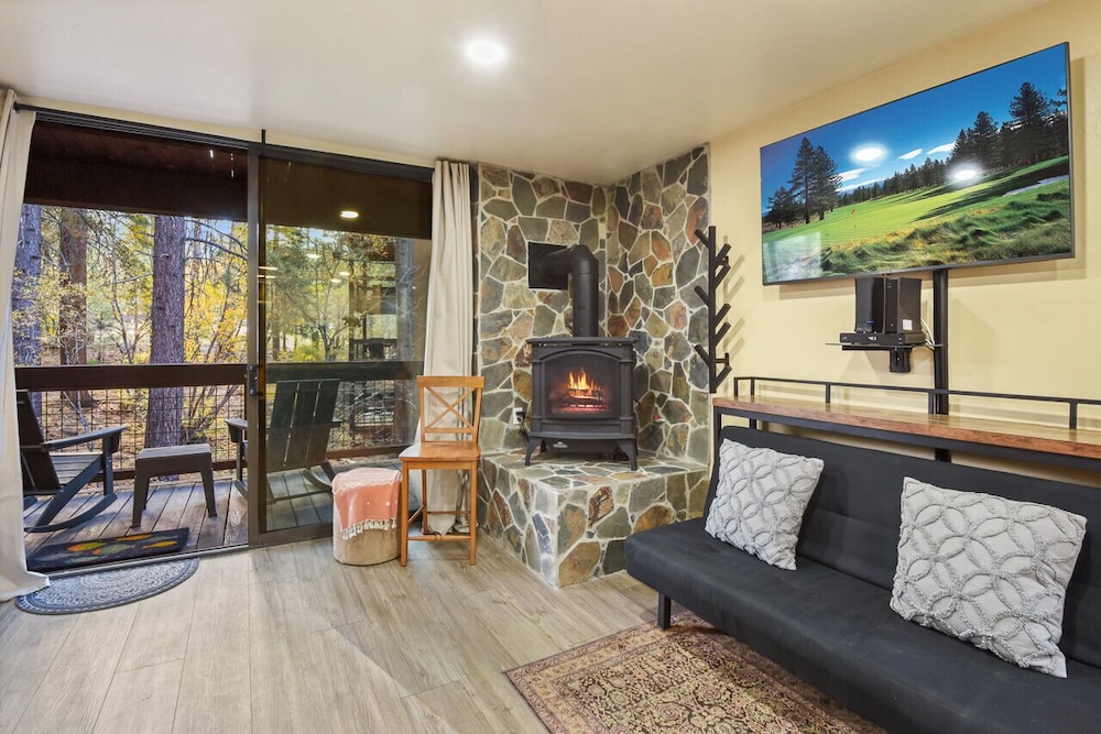 Simple Serenity - last minute hotel in Truckee