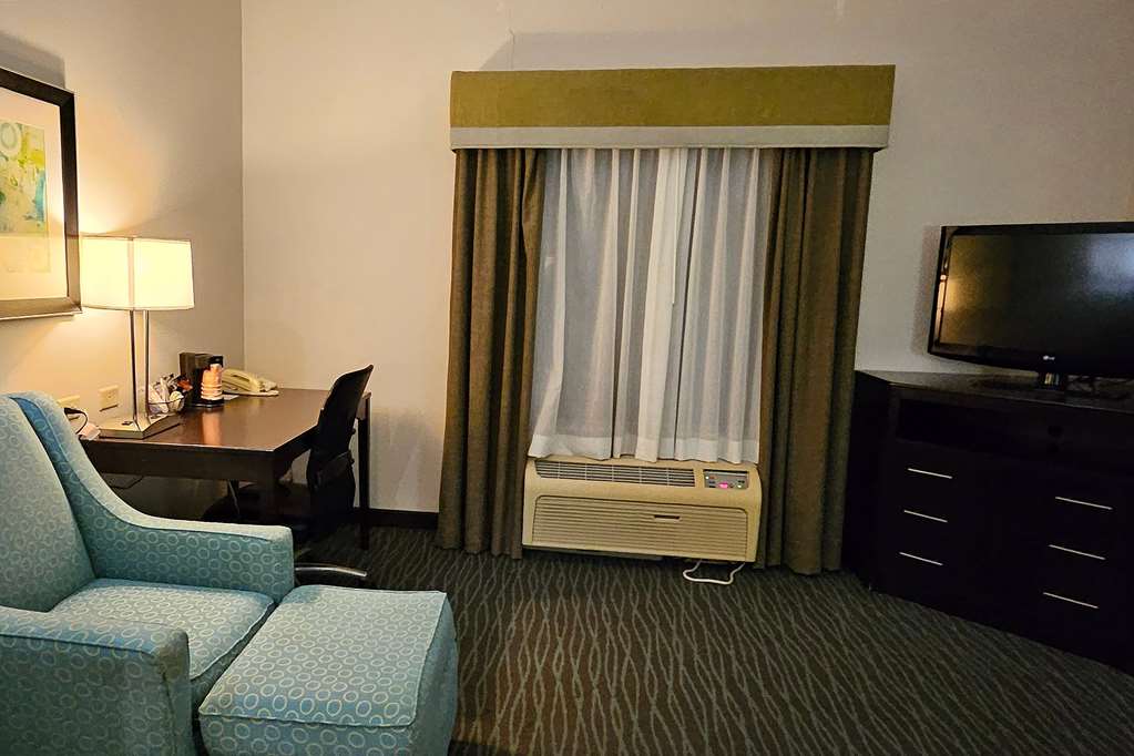 Ramada by Wyndham Burkburnett Wichita Falls - featured photo