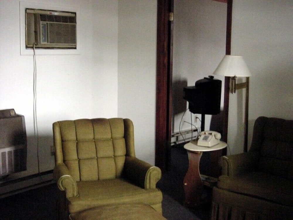 Double A Motel - photo 41