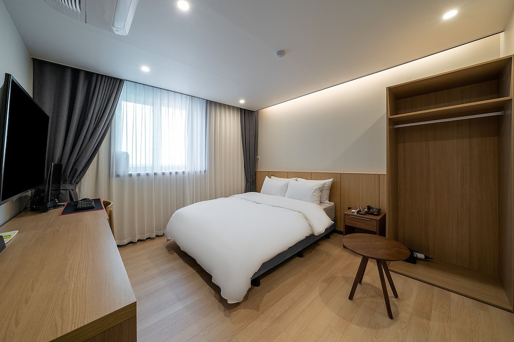 Benikea hotel in Cheonan, South Korea