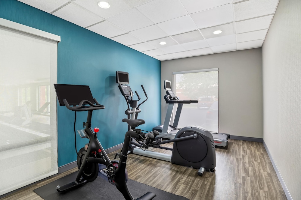 Hampton Inn & Suites Richmond Virginia Center - photo 29