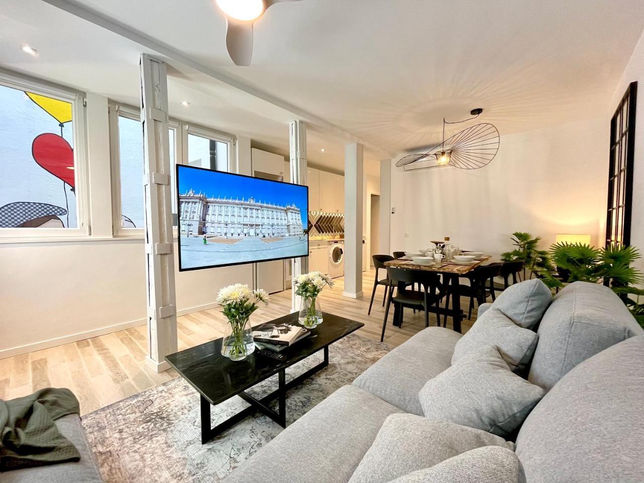 Waou Puerta de Alcala es Mia Corta Duracion — 4-Star Luxury Hotel in Madrid, Spain