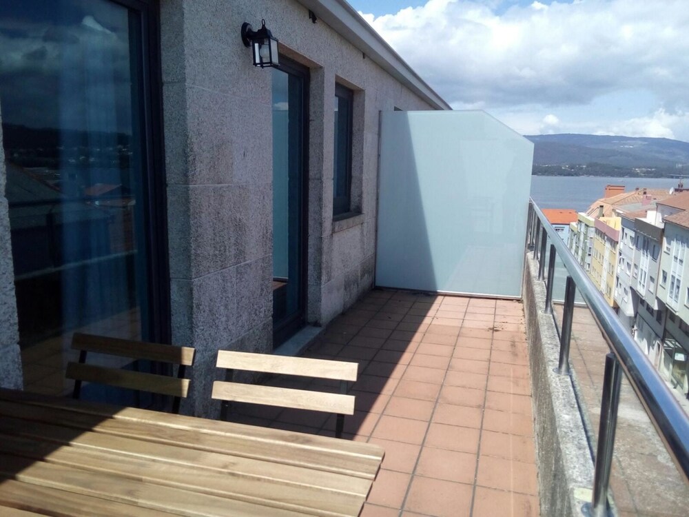 Atico Con Vistas a la Ria de Arosa — 4-Star Luxury Hotel in Rianxo, Spain