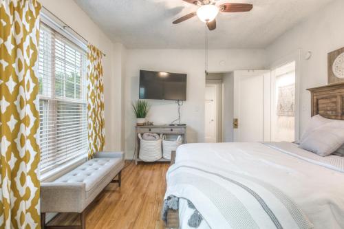 Carson Flats Apt 4 1Br Near Bok Osu Med Dtwn — 4-Star Luxury Hotel in Tulsa, United States