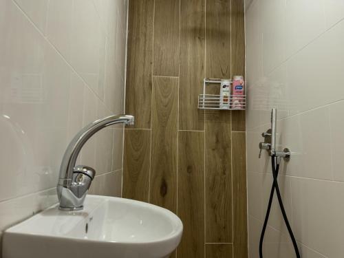 8Kmלחרמון - carbon neutral hotel in Unknown City
