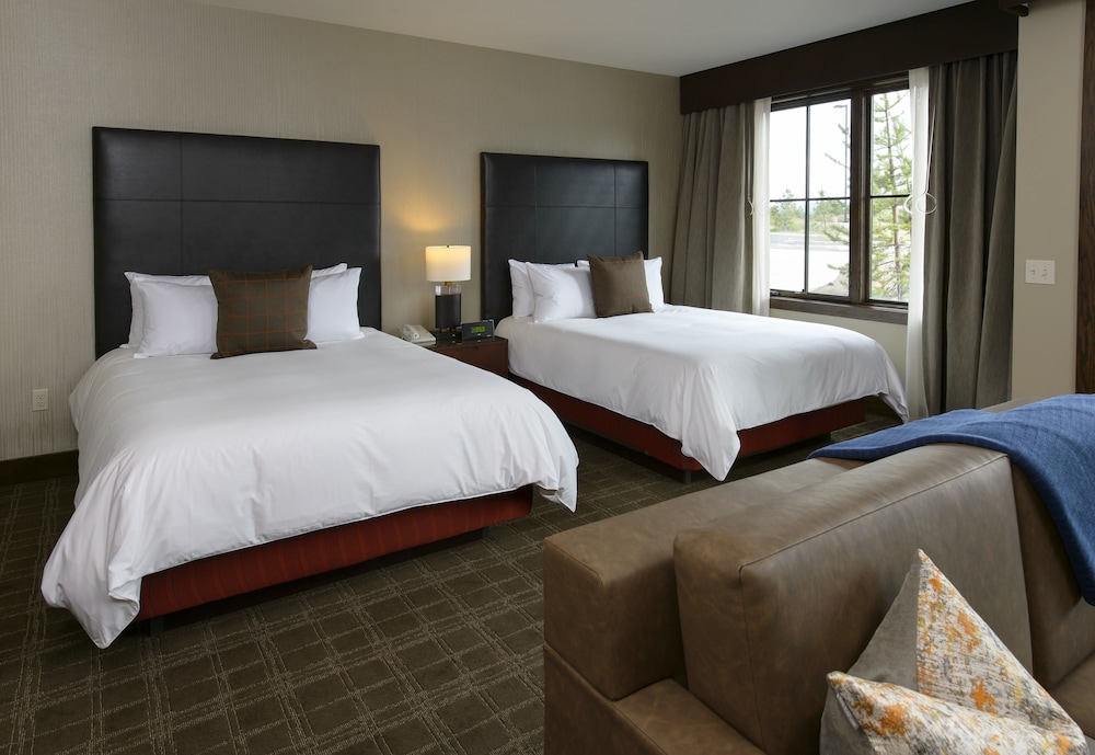 Tetherow Resort - photo 4