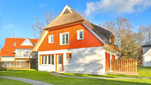 Traumgarten Haus Abendsonne — 4-Star Luxury Hotel in Ostseebad Prerow, Germany