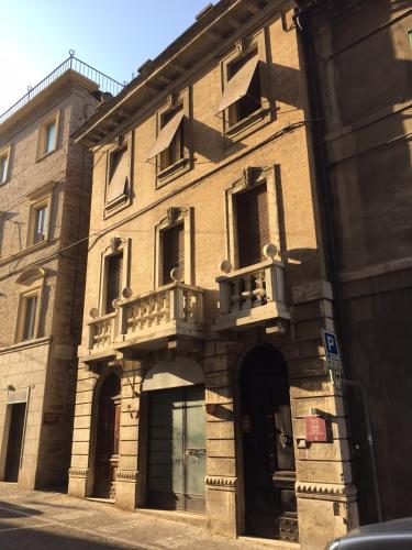 Porta Santa Lucia — hotel in Fermo