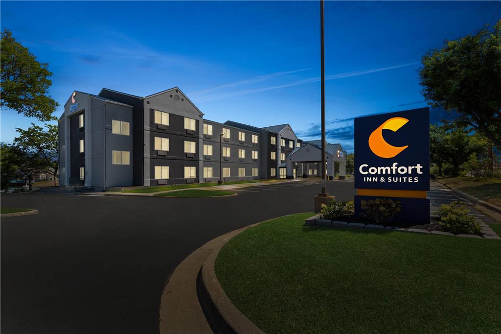 Comfort Inn & Suites Olathe Kansas City - photo 7