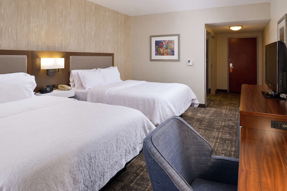 Hampton Inn & Suites Wilmington - photo 25