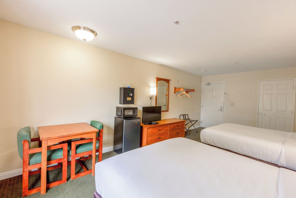 Hotel Avenida San Clemente Beach - photo 8