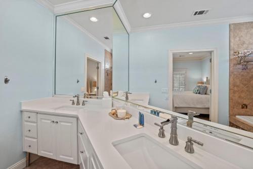 Destined For Sun S 107 Cayman Cove 4BR 3BA 12 - photo 63