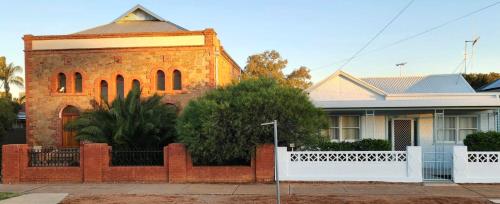 Broken Hill Outback Church Stay in Broken Hill, Australia