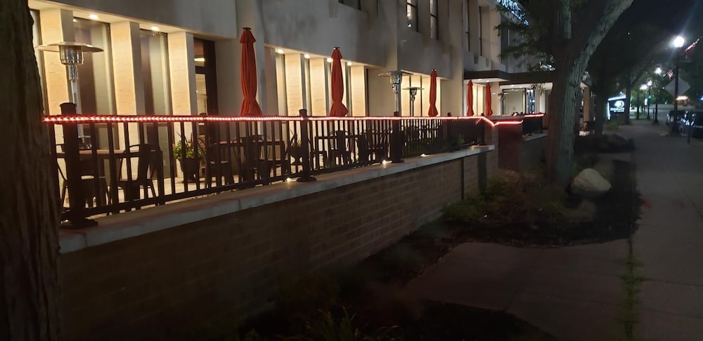 DoubleTree by Hilton Jamestown - photo 24