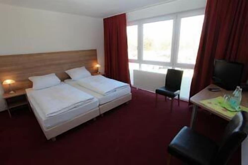 Hotel am Interpark — Ingolstadt — photo 5