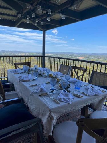 Bush - last minute hotel in Palmwoods
