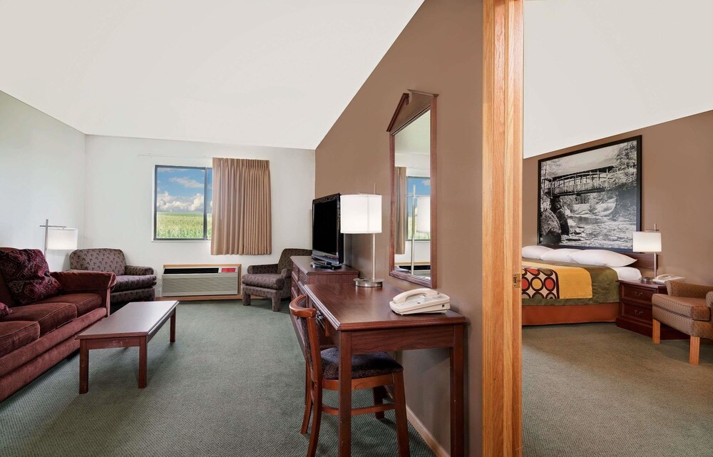 AmericInn by Wyndham Mauston - photo 5