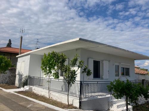 Sparta Filoxenia House — 4-Star Luxury Hotel in Sparti, Greece