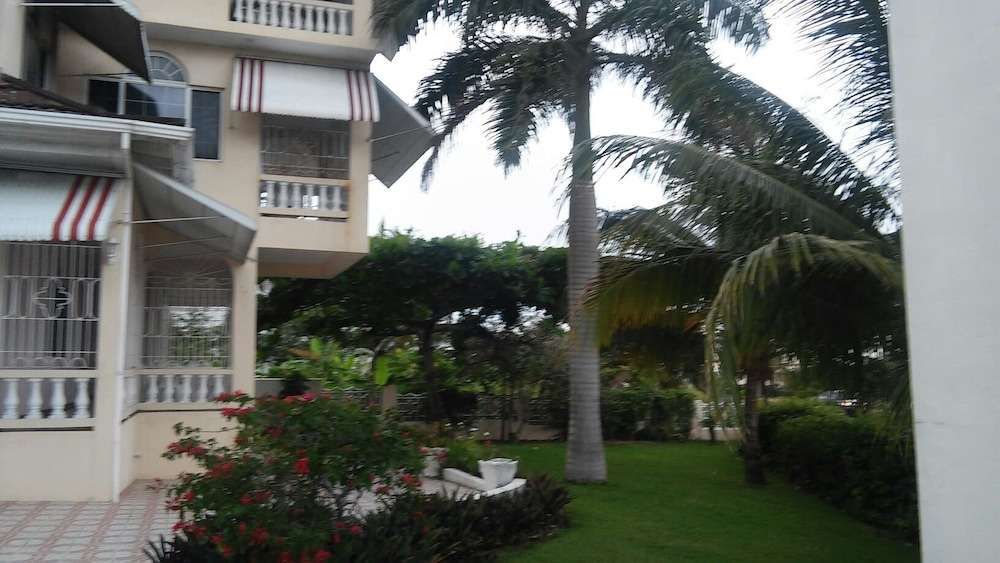 Ocho Rios Golden View in Kingston, Jamaica