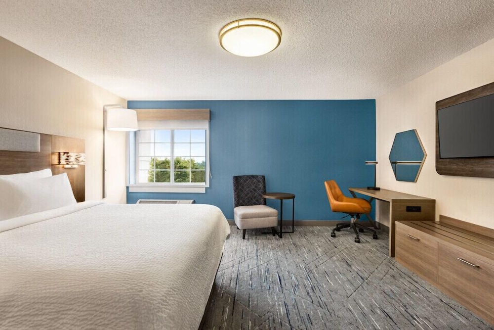 Holiday Inn Express Bowling Green by IHG - photo 8